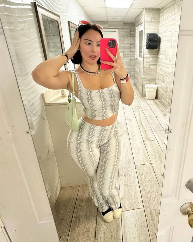 I ACCEPT CASH ONLY PROFESSIONAL ESCORT 🍒 PAYMENT IN PERSON 💕REAL AND READY FOR FUN AVAILABLE 🍑FOR QUIKY OR FULL TIME🍒 - Image 3